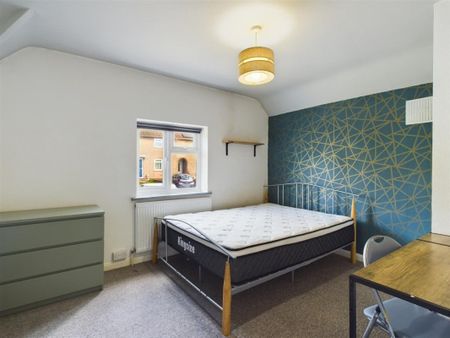 The Crescent, Brighton - Photo 2