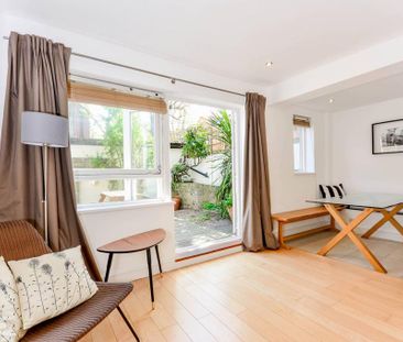 2 bedroom maisonette to rent - Photo 2