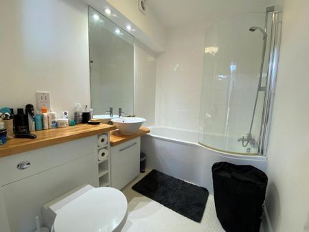 1 bedroom flat to rent - Photo 5