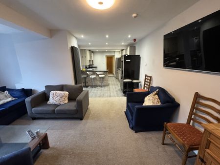 East Parade, Heworth - P10537 - Photo 4