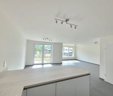 Appartement te huur - foto 2