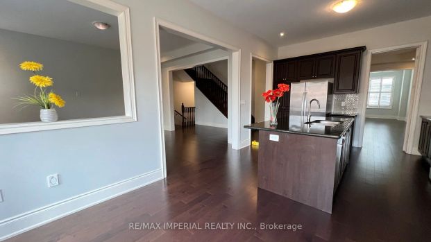 Detached Home For Lease | W9235867 - Photo 1