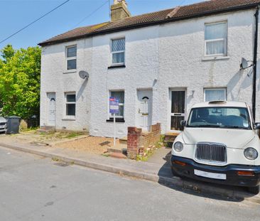 2 bedroom terraced house to rent - Photo 2