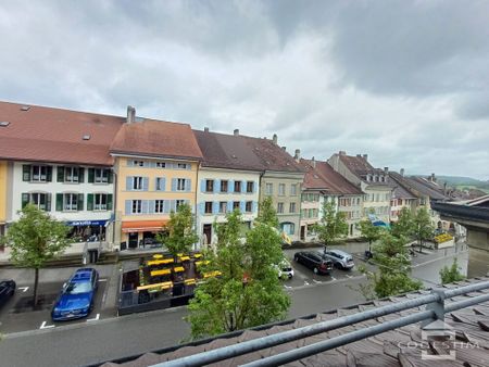 Appartement traversant avec une belle luminosité, centre ville! - Photo 5
