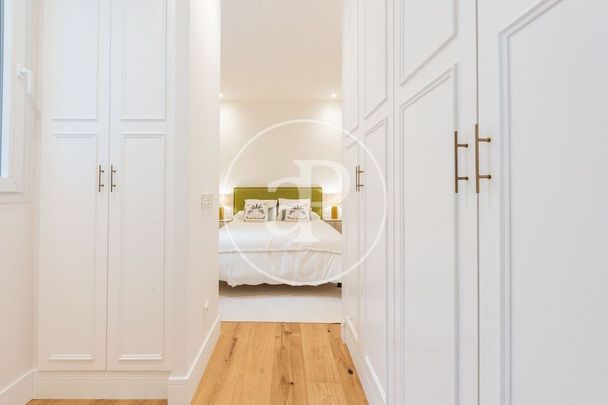 2 bedroom luxury Flat for rent in Madrid, Autonomous Region of Madrid - Photo 1