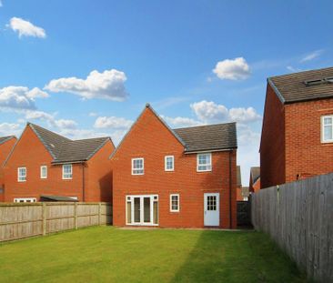 3 bedroom detached house to rent - Photo 2