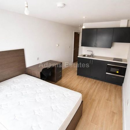 Studio to rent - Photo 4