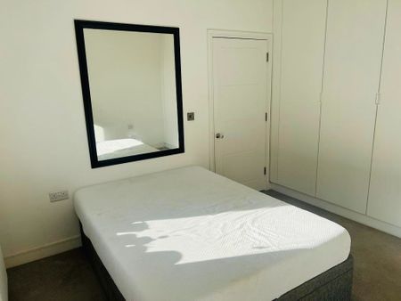 2 Bed Terraced House, Tryon Crescent, E9 - Photo 4