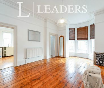 2 bedroom apartment to rent Osborne Road, Southsea, Hampshire, PO5 - Photo 3