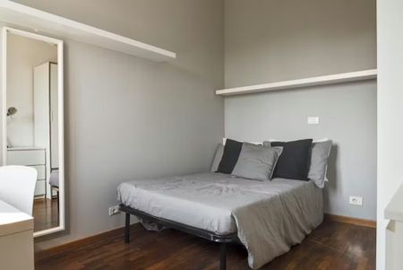 Piazza Umanitaria, Milan, Lombardy 20122 - Photo 3