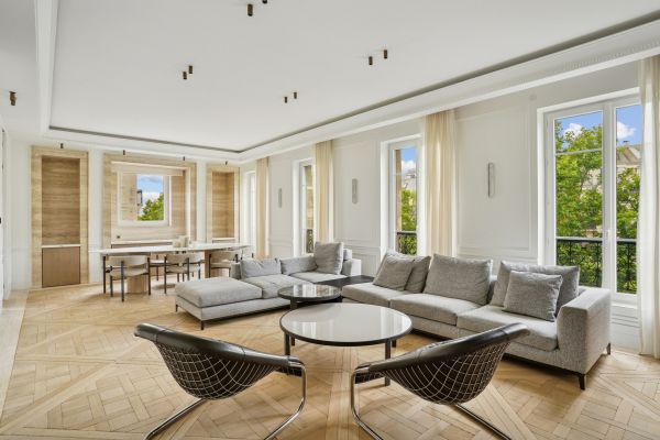 Appartement à louer à Paris 8Ème - Photo 1