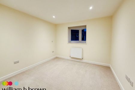 Purfleet Road - Photo 2