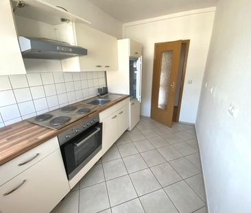 STARK! 2 Raum Wohnung mit Balkon und EBK! - Photo 1