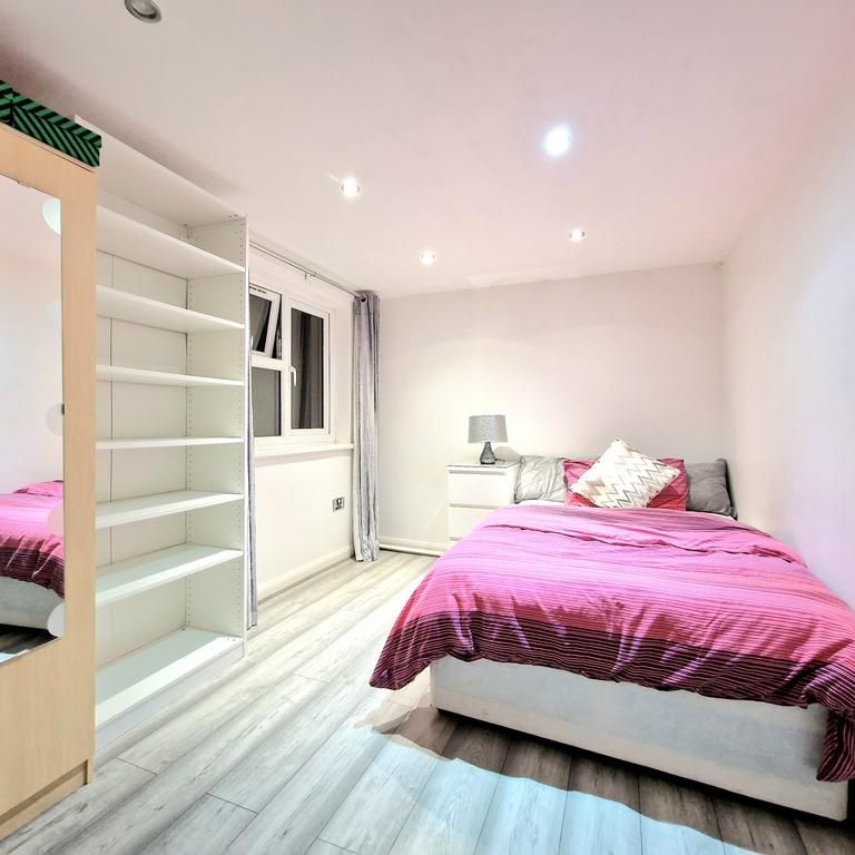 1 bedroom in a house share to rent - Photo 1