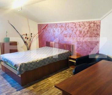 Apartament modern, 3 camere, 120 mp, curte proprie, loc de parcare privat - Fotografie 4
