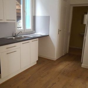Location Appartement 4 pièces 76m² TULLE 19000 - Photo 2