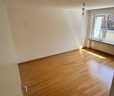 Luminous 2.5-room apartment in Arlesheim with roof terrace and fres... - Foto 3