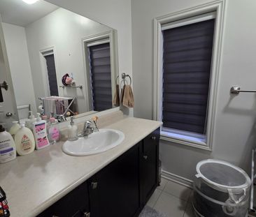 For Lease - 32 Kempenfelt Trail, Brampton, Ontario - Photo 3