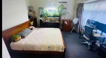 2BR Kilbirnie Flat - Photo 2