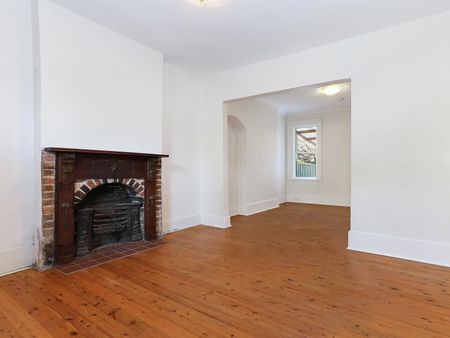 117 Bridge Street, Glebe NSW 2037 - House For Rent | Domain - Photo 2