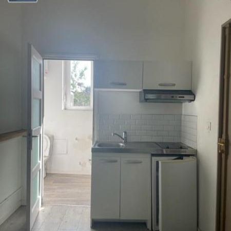 Location Appartement 1 pièce 22m² LILLE 59000 - Photo 1