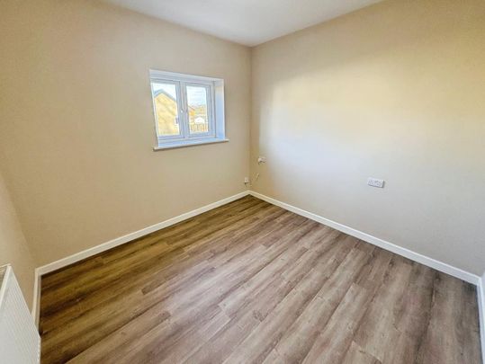 2 bedroom bungalow to rent - Photo 1