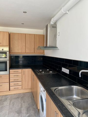 3 Bed Terraced House, Casimir Road, E5 - Photo 4