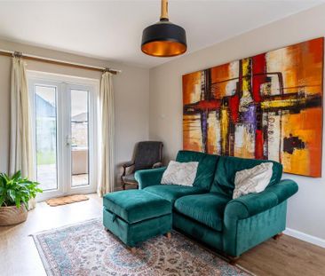 2 bedroom terraced house to rent - Photo 2