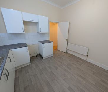 1 Bed Flat, Fernham Road, CR7 - Photo 3