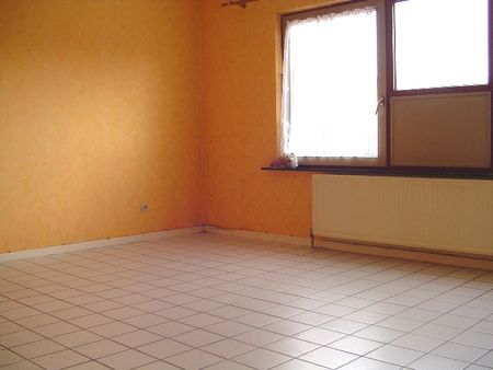 Appartement met terras, 1 buitenstaanplaats. - Photo 5