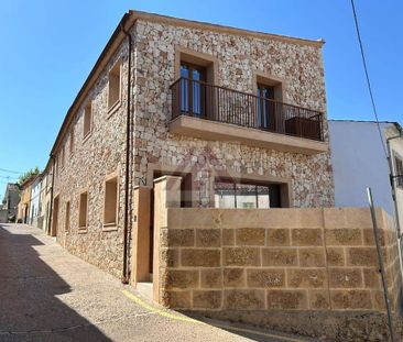 4 room luxury Villa for rent in Llubí, Spain - Photo 1