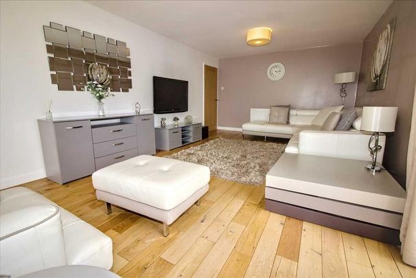 2 bedroom bungalow to rent - Photo 1