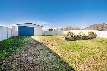 29 Thorneycroft Avenue, Wodonga VIC 3690 - House For Rent | Domain - Photo 4
