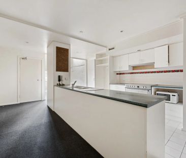 Unit 6/121-123 Yarra Street, Abbotsford. - Photo 3