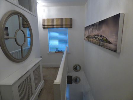 2 bedroom terraced house to rent - Photo 2