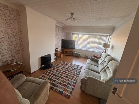 2 bedroom bungalow to rent - Photo 3