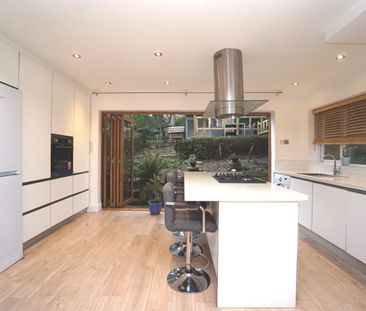 3 bedroom House To Let - Photo 1