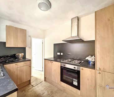 3 bedroom terraced house to rent - Photo 6