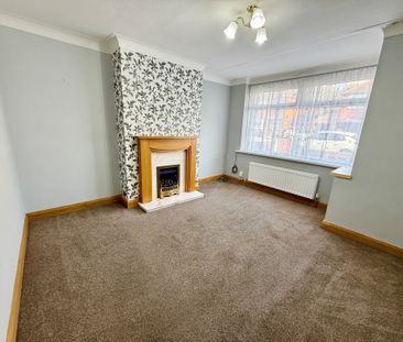 Manston Way, Leeds - Photo 2