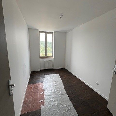 T3 Thizy-les-Bourgs - Photo 1