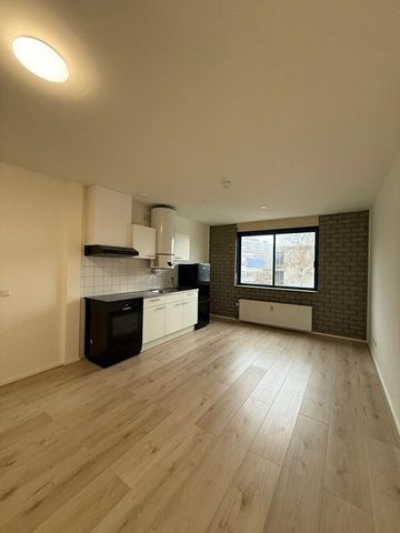 Te huur: Appartement Henry Dunantweg in Alphen aan den Rijn - Foto 2