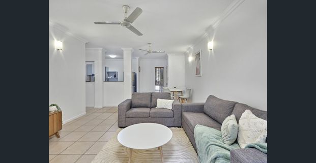 2 bedroom apartment Clifton Beach - Photo 1