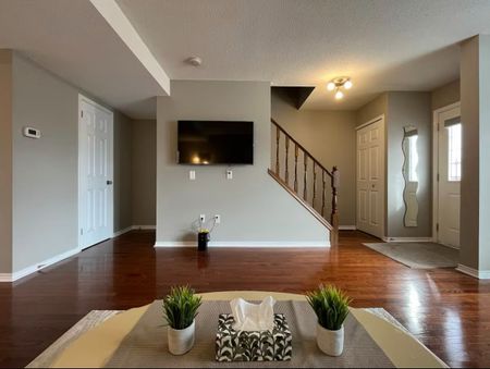 For Lease - 70 Chapman Court Unit# 2, London North, Ontario - Photo 3