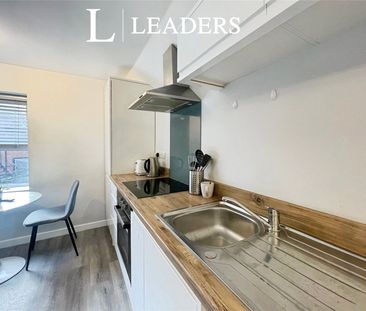 apartment to rent Wootton Gardens, Bournemouth, Dorset, BH1 - Photo 6