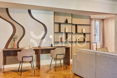 Appartement • Elysées-Madeleine, Paris 8ème - Photo 3