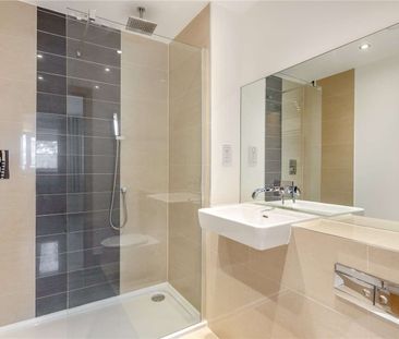 Two bedroom duplex apartment with parking - Photo 6