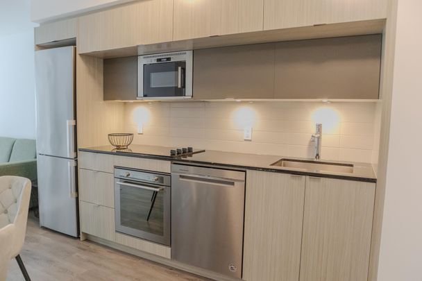 For Lease - 585 Bloor Street Unit# 519, Toronto, Ontario - Photo 1