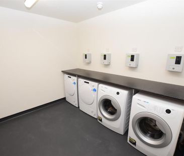 Studio to rent - Photo 6