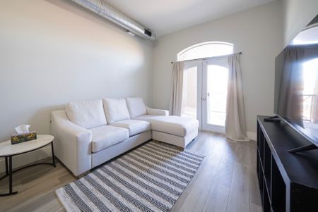 For Lease - 150 Colborne Street Unit# 407, Brantford, Ontario - Photo 2