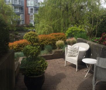 Furnished 1 Bedroom Suite – Prestigious Island Park Way - Photo 4